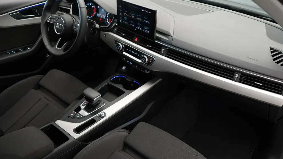 AUDI A4 A4 40 TFSI mHEV Advanced S tronic