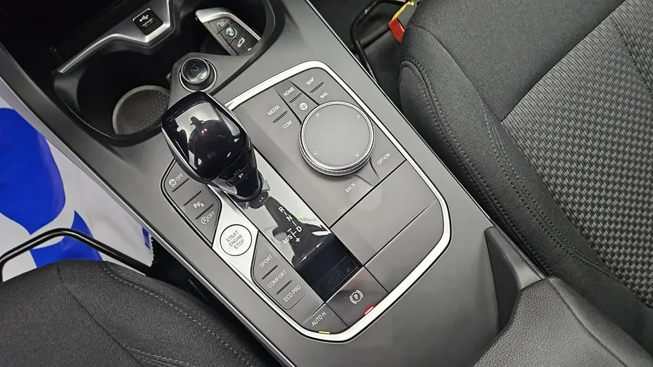 BMW Seria 2 216d Advantage aut