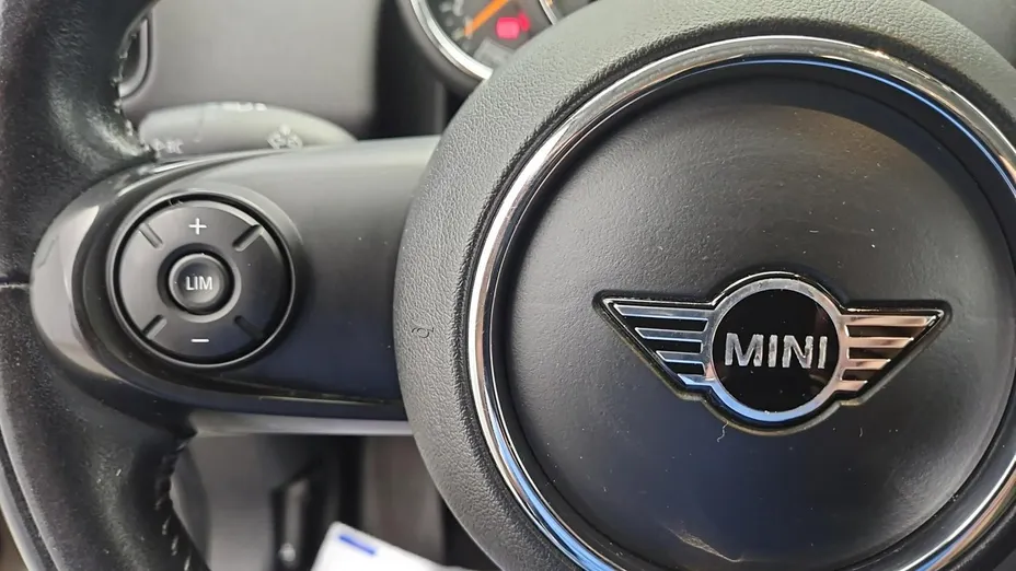 MINI [BMW] Countryman Cooper D aut