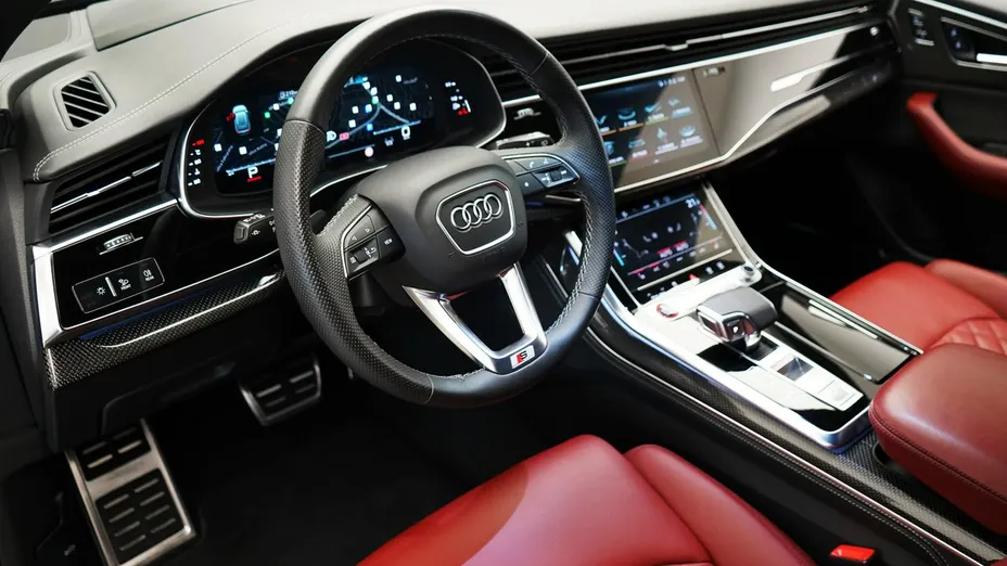 AUDI Q8 SQ8 TFSI Quattro Tiptronic