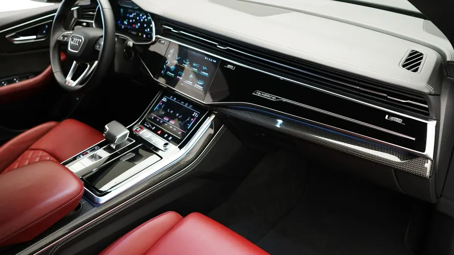 AUDI Q8 SQ8 TFSI Quattro Tiptronic