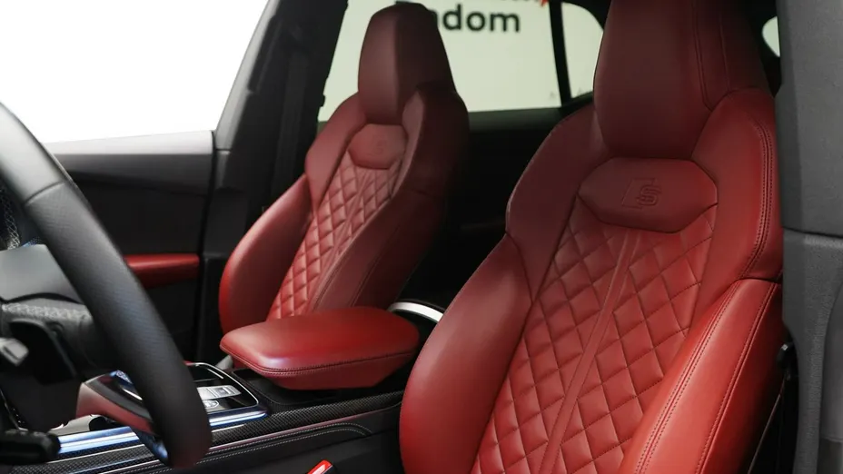 AUDI Q8 SQ8 TFSI Quattro Tiptronic