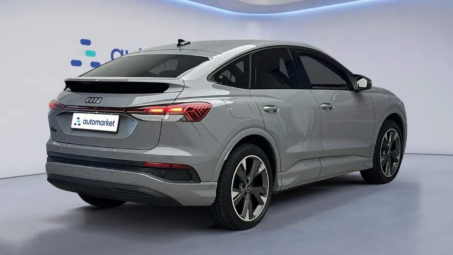 AUDI Q4 Q4 e-tron 40 77kWh Advanced