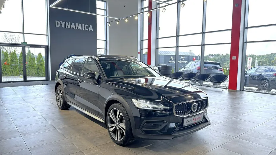 VOLVO V60 V60 CC Plus B4 D AWD aut