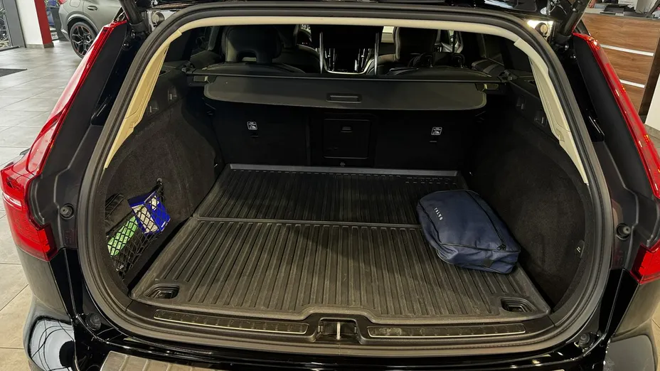 VOLVO V60 V60 CC Plus B4 D AWD aut