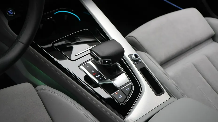 AUDI A4 A4 40 TFSI mHEV Quattro S Line S tronic