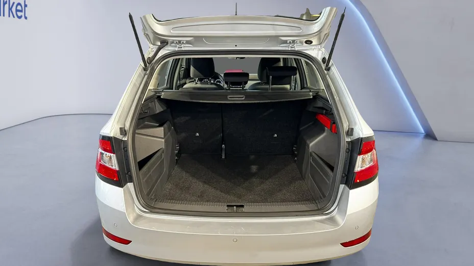 SKODA Fabia Fabia 1.0 TSI Ambition