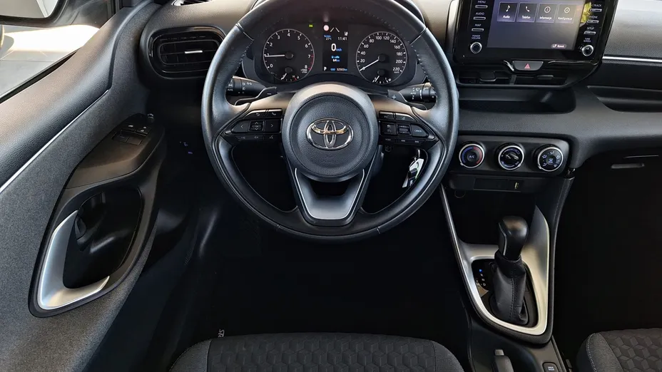 TOYOTA Yaris Yaris 1.5 Comfort CVT