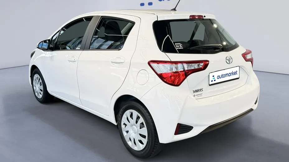 TOYOTA Yaris Yaris 1.5 Active