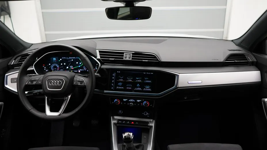 AUDI Q3 Q3 35 TFSI S-Line