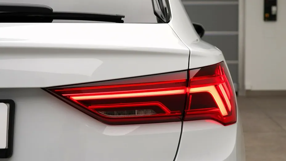 AUDI Q3 Q3 35 TFSI S-Line