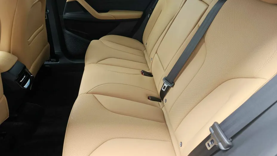MG HS HS 1.5 T-GDI Exclusive DCT