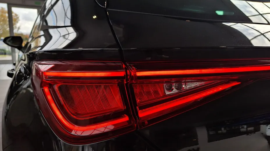 SEAT Leon Leon 1.5 eTSI Xcellence DSG