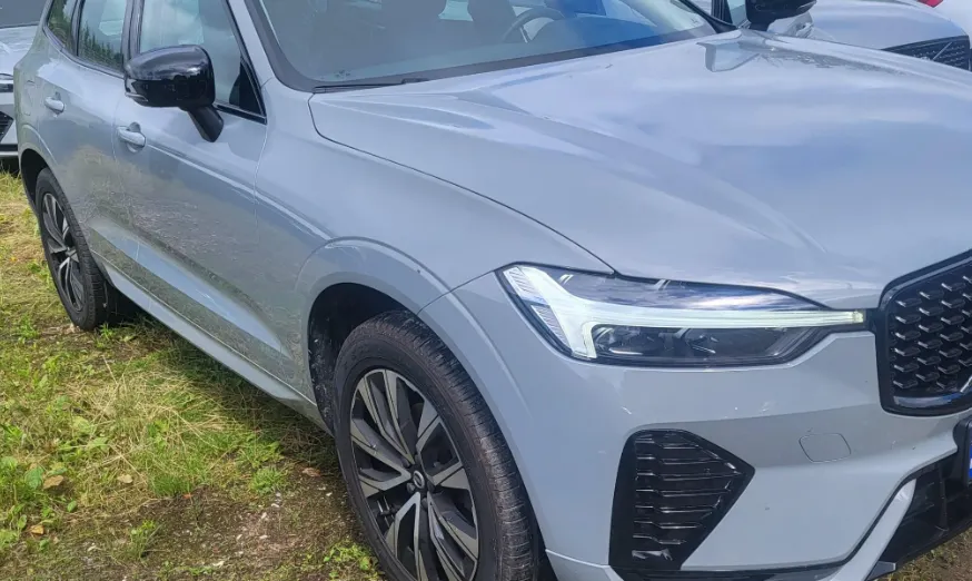 VOLVO XC60 XC60 B5 B AWD Plus Dark aut