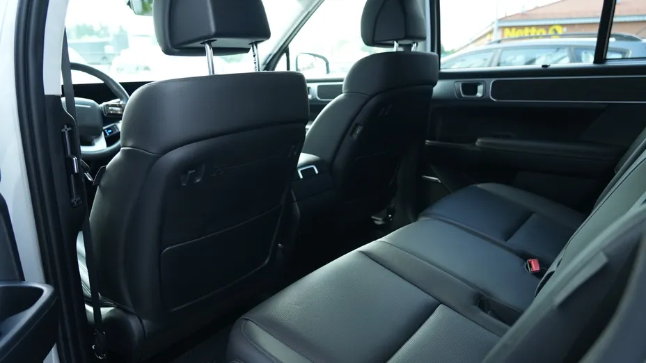HYUNDAI Santa Fe Santa Fe 1.6 T-GDI HEV Platinum 4WD aut 7os.