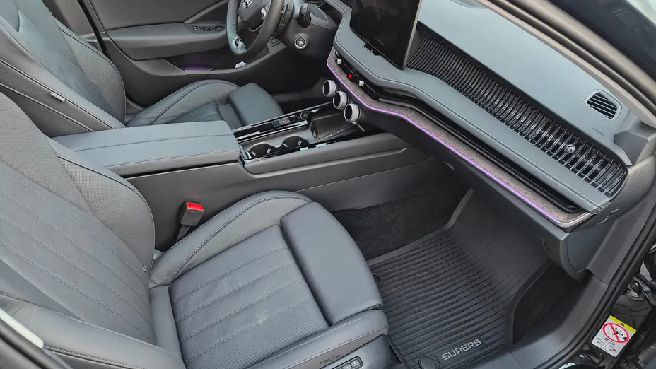 SKODA Superb Superb 2.0 TDI SCR 4x4 L&K DSG