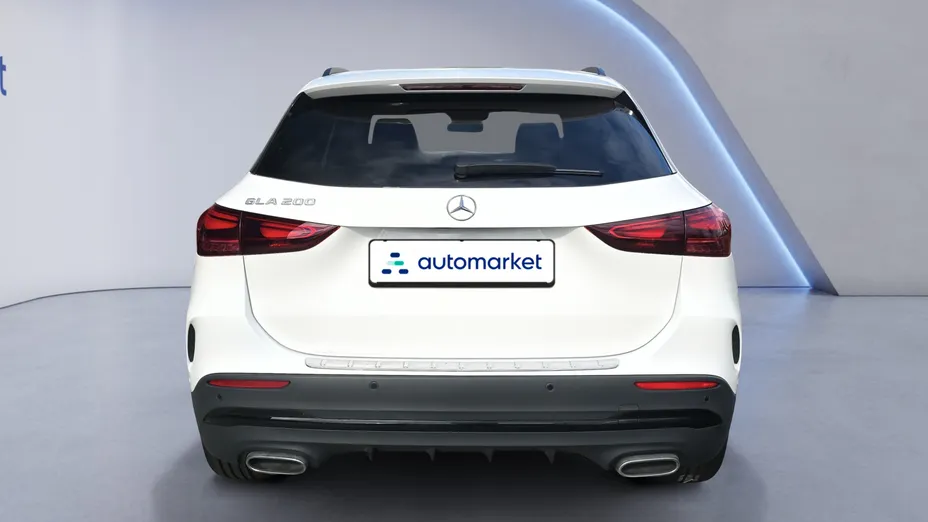 MERCEDES-BENZ GLA GLA 200 AMG Line Nowy