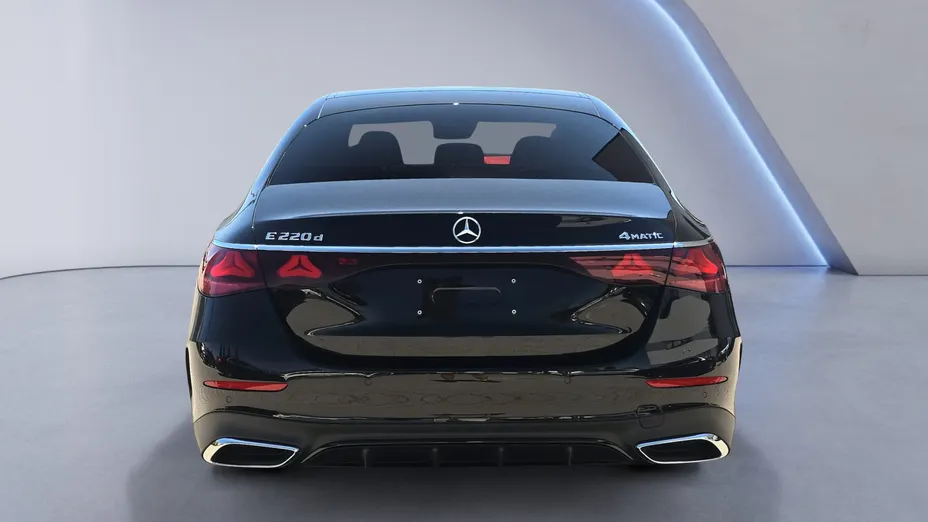 MERCEDES-BENZ E Klasa E 220 d mHEV 4-Matic AMG 9G-Tronic Nowy