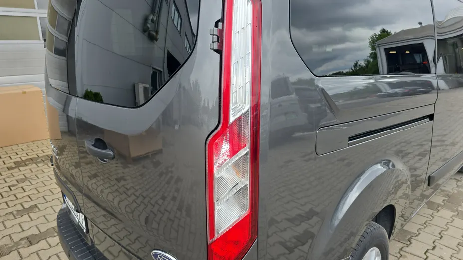 FORD Transit Custom Transit Custom Kombi 320 L2H1 Trend Aut.