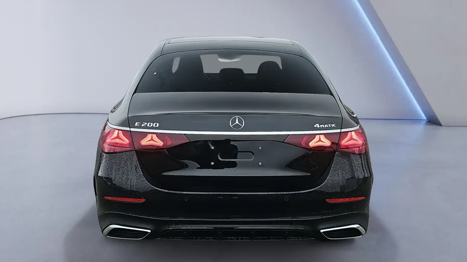 MERCEDES-BENZ E Klasa E 200 mHEV 4-Matic AMG 9G-Tronic Nowy