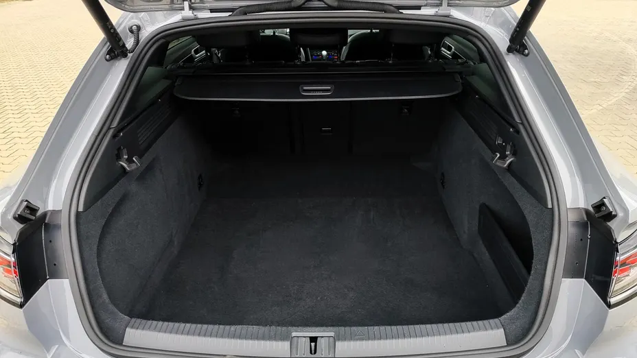VOLKSWAGEN Arteon Arteon 2.0 TSI 4Motion R DSG