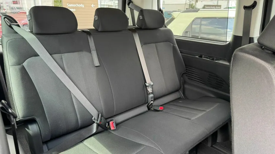 HYUNDAI Staria Staria 1.6 T-GDI HEV Smart Business aut Nowy