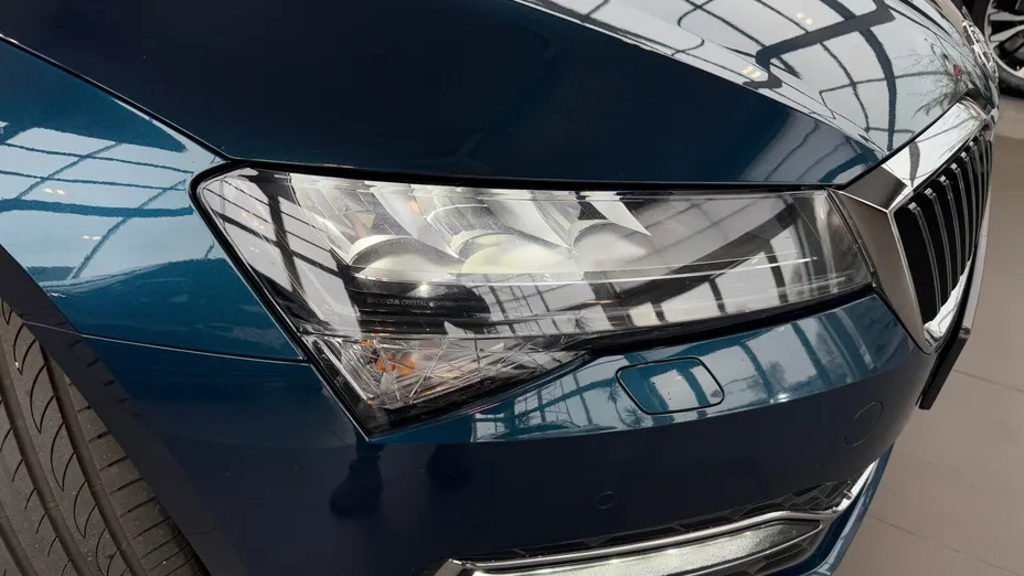 SKODA Superb Superb 2.0 TDI SCR Style DSG