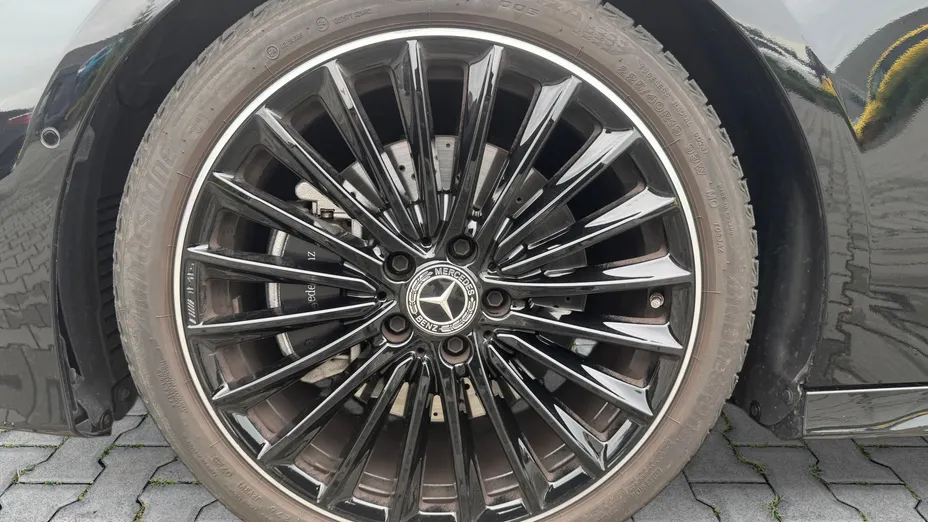 MERCEDES-BENZ A Klasa A 220 4-Matic AMG Line 8G-DCT