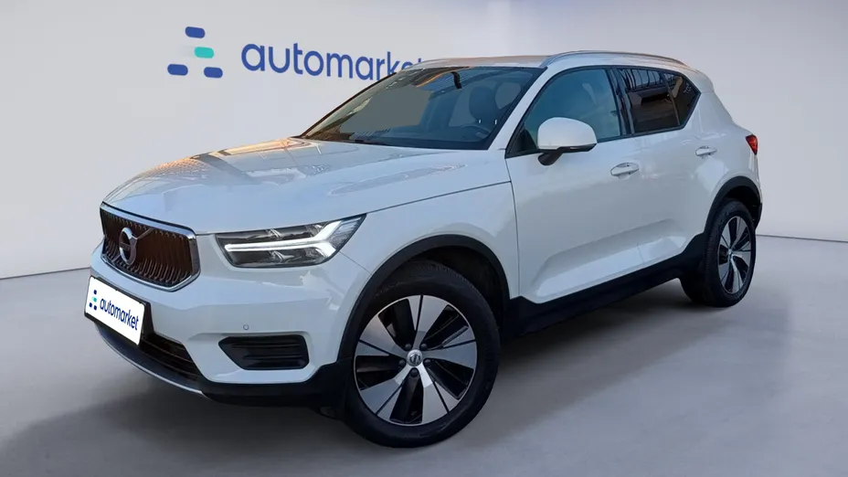 VOLVO XC40 XC40 T3 Momentum