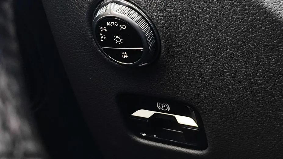 MERCEDES-BENZ GLC GLC 220 d mHEV 4-Matic AMG Line