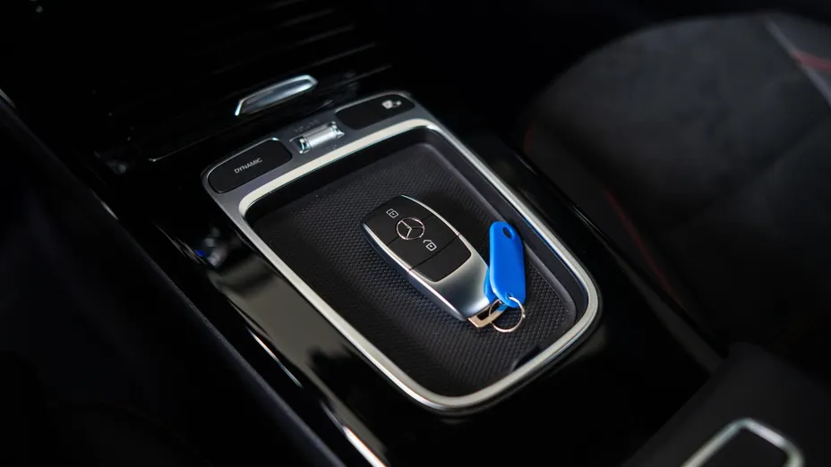 MERCEDES-BENZ A Klasa A 200 AMG Line 7G-DCT