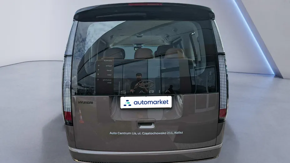 HYUNDAI Staria Staria 1.6 T-GDI HEV Luxury aut Nowy