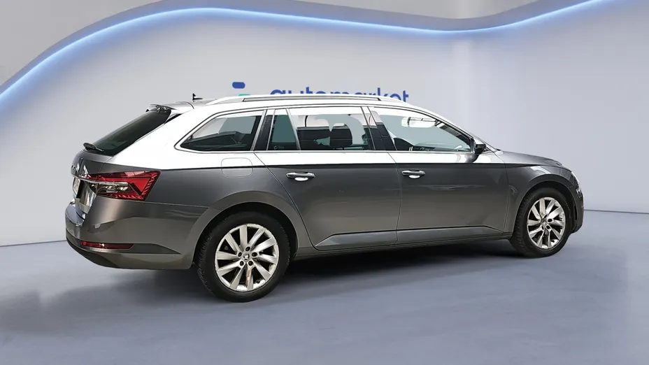 SKODA Superb Superb 2.0 TDI SCR Ambition