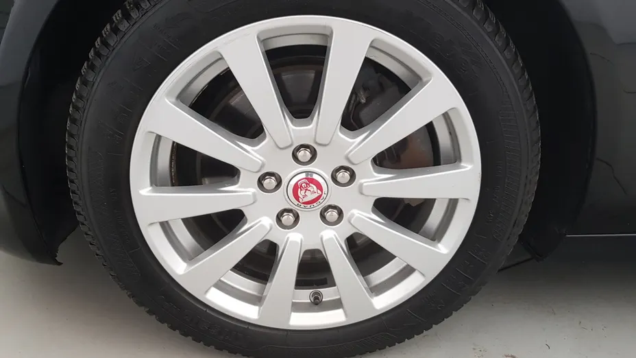 JAGUAR XE XE 2.0 T Prestige