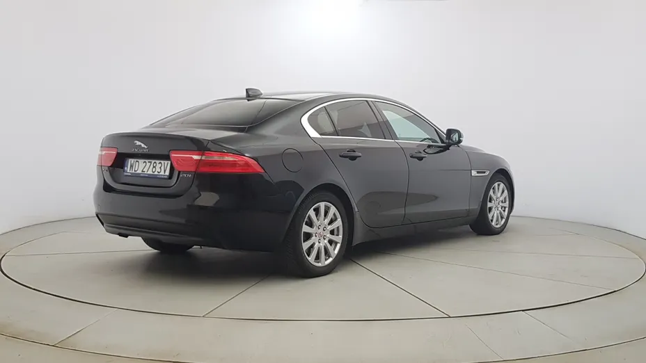 JAGUAR XE XE 2.0 T Prestige