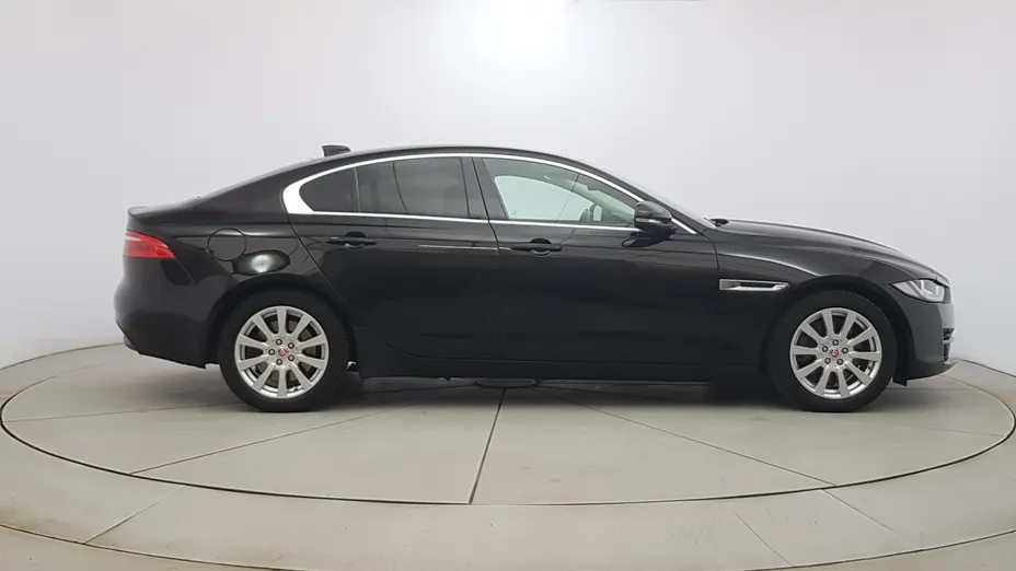 JAGUAR XE XE 2.0 T Prestige