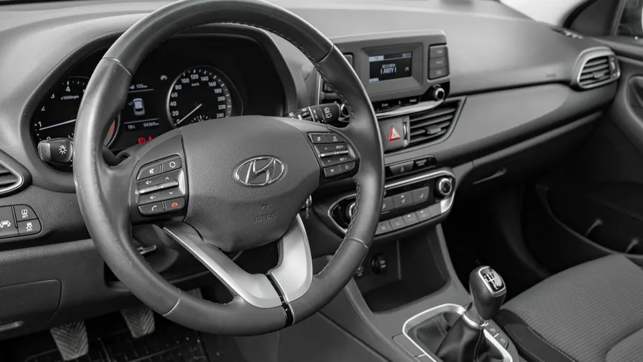 HYUNDAI i30 i30 1.4 Classic +