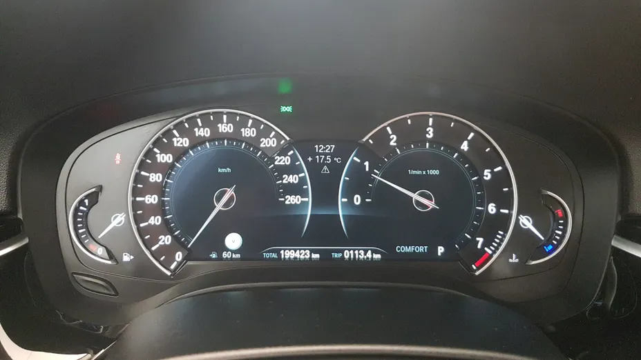BMW Seria 5 530i GPF xDrive Luxury Line aut
