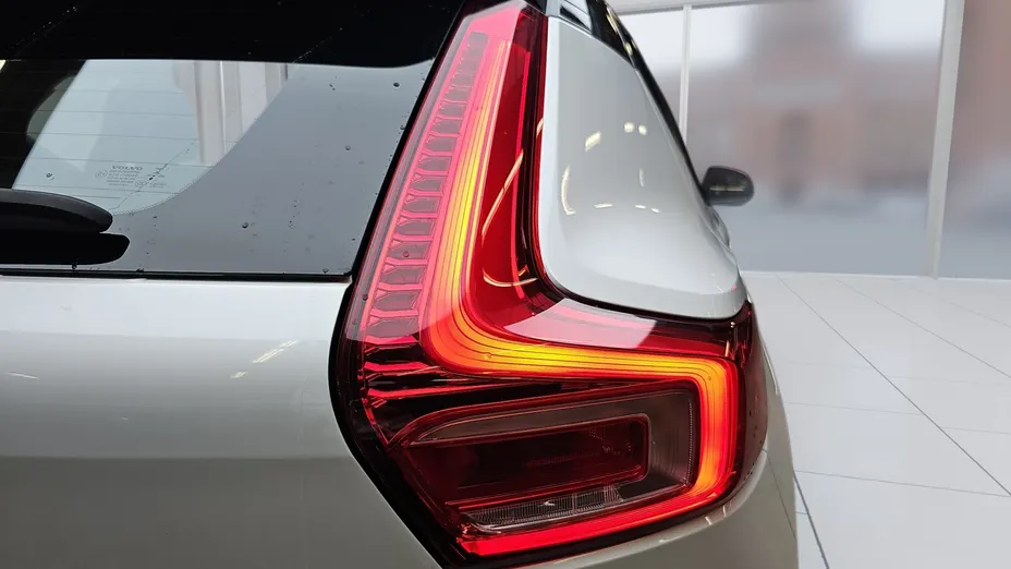 VOLVO XC40 XC40 T3 R-Design aut