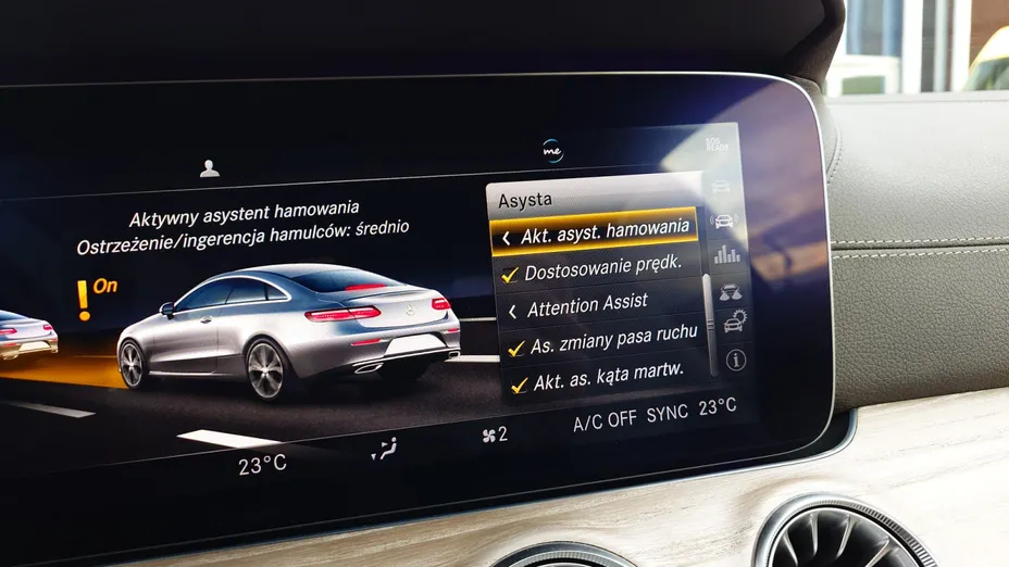 MERCEDES-BENZ E Klasa E 220 d Coupe 4-Matic 9G-TRONIC