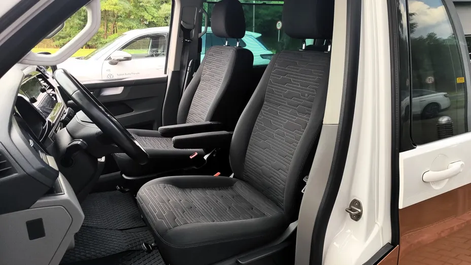 VOLKSWAGEN Transporter Transporter T6 TDI L2 DSG