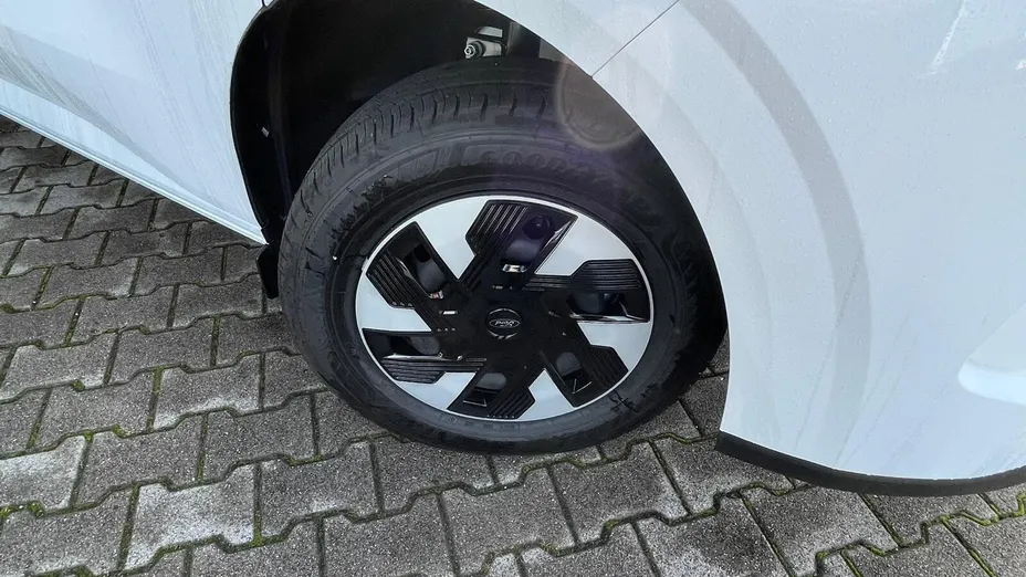 FORD Transit Custom Transit Custom Kombi EV 340 L2H1 Trend M1 Nowy