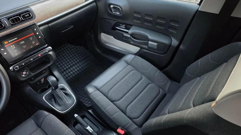 CITROEN C3 C3 1.2 PureTech Max EAT6