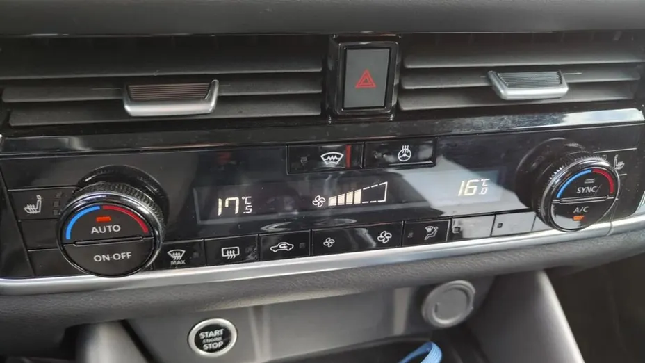 NISSAN Qashqai Qashqai 1.3 DIG-T mHEV N-Connecta Xtronic