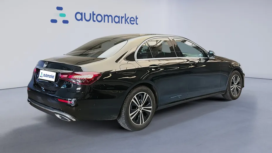 MERCEDES-BENZ E Klasa E 220 d