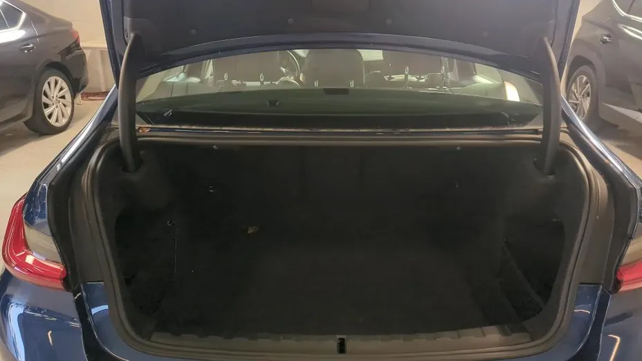 BMW Seria 3 320i Sport Line aut