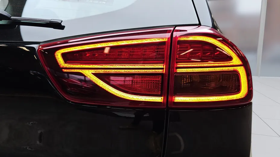 KIA Niro Niro 1.6 GDI Hybrid L