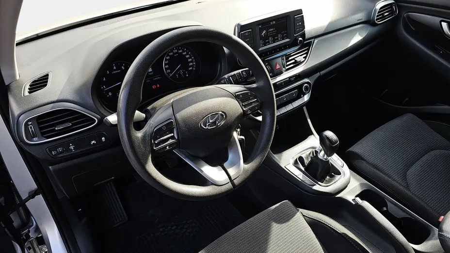 HYUNDAI i30 i30 1.4 Classic +
