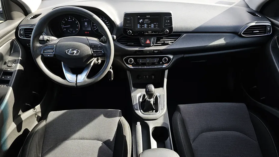 HYUNDAI i30 i30 1.4 Classic +