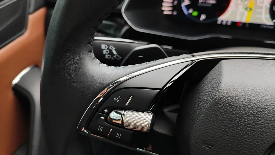 SKODA Superb Superb 2.0 TDI SCR L&K DSG